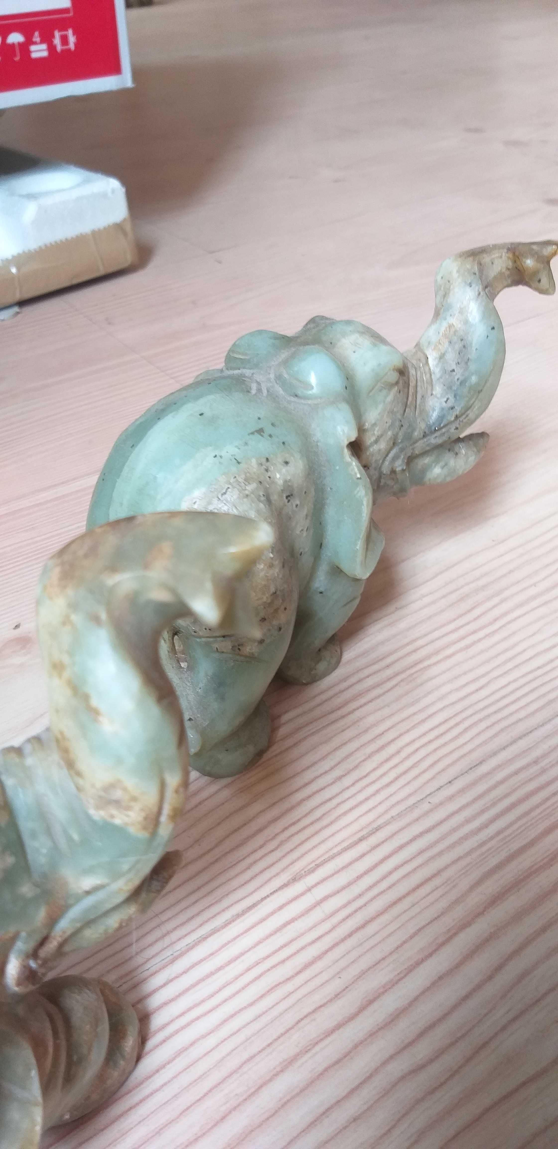 Elefanti Jad verde 1.7 kg! Antichitati, 2 statuete