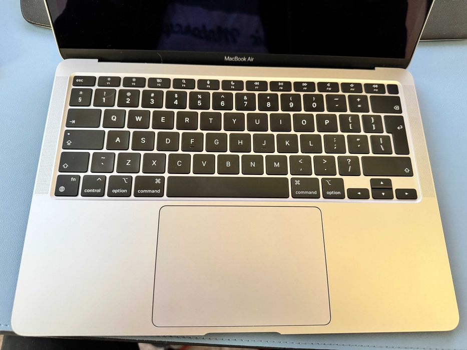 MacBook Air 13 M1 2020