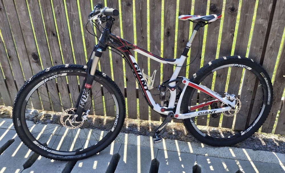 Bicicleta full suspension Giant Trance 29