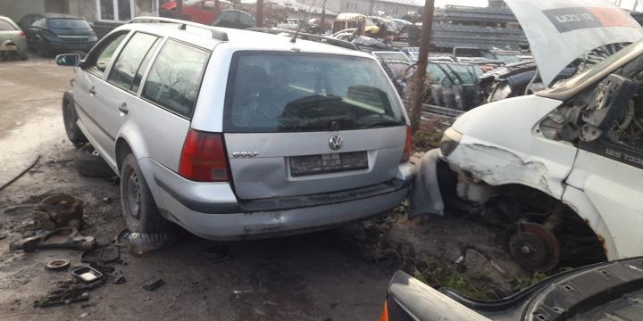 Galerie admisie 038 129 713 J Volkswagen VW Golf a 4-a generatie