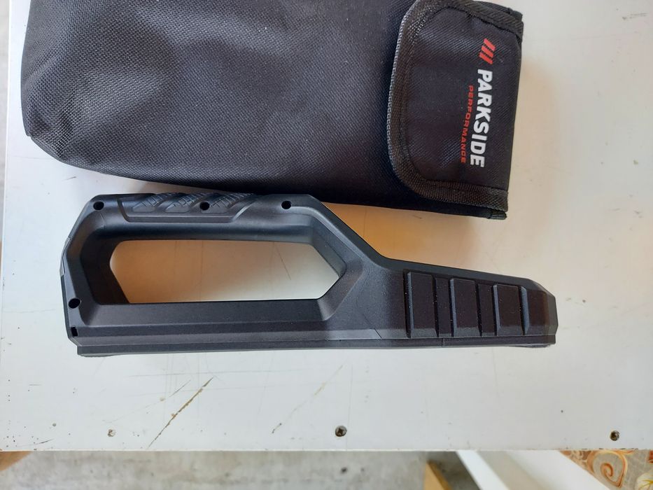 Detector de feroase si neferoase