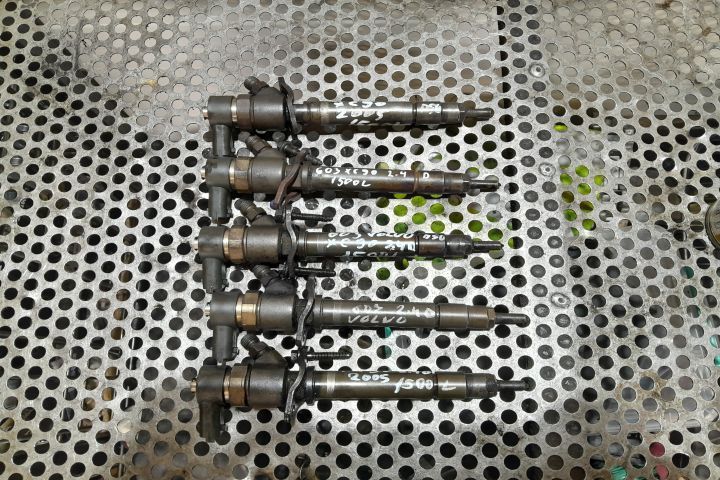 SET INJECTOARE 2.4 DIESEL  0445110078 Volvo XC90 1 [2002 - 2006] Cros