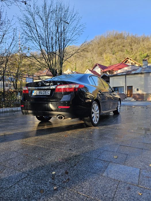 Renault Latitude I. Paris Dci 2011