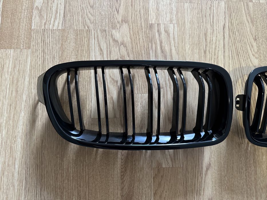Grile duble M negre BMW Seria 3 F30 F31 2012 - 2018 negru lucios