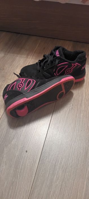 Обувки с колелца Heelys