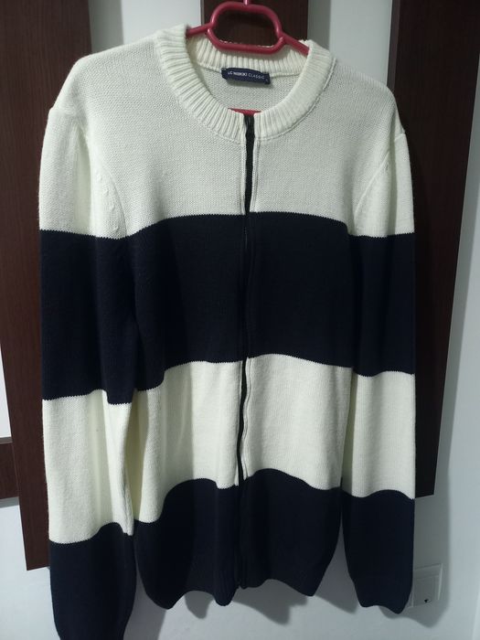 Pulovar barbati cu fermoar marime XXL 52 - 54