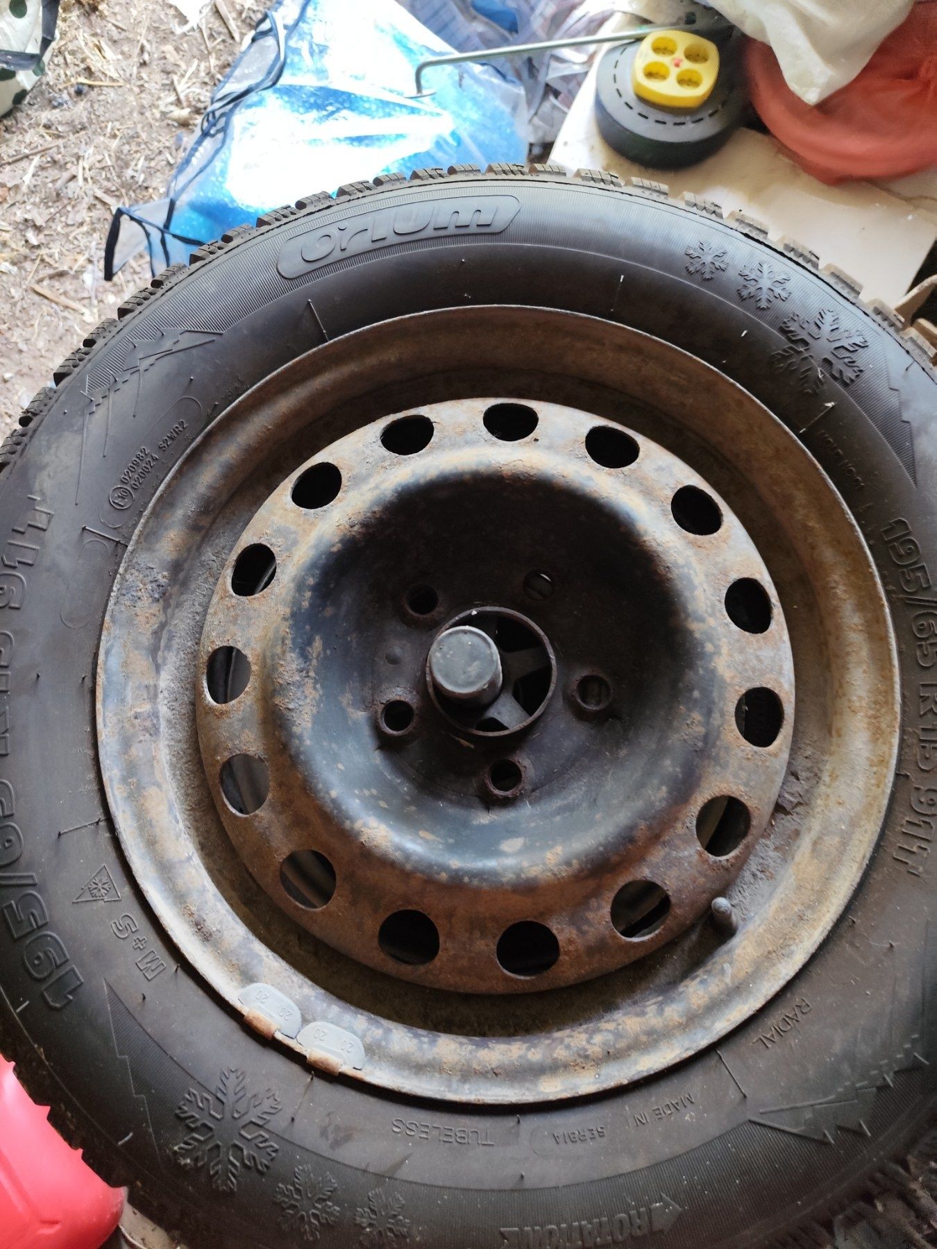 Зимни гуми на джанти Orium 195/65 R15