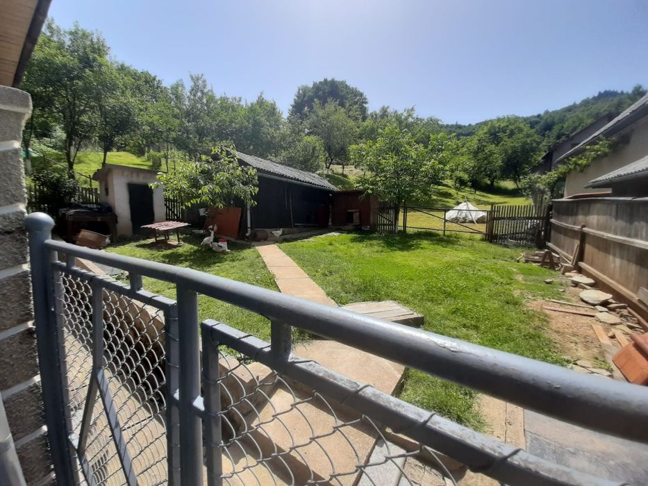 Casa +Anexa de vânzare