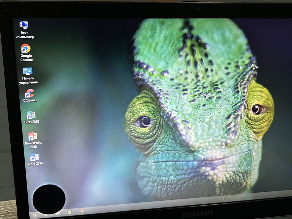 4 ядер Samsung ноутбук в рабочем состояний