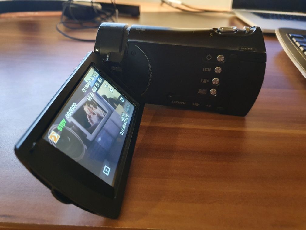 Vand camera video Samsung HMX-H300BP Full HD