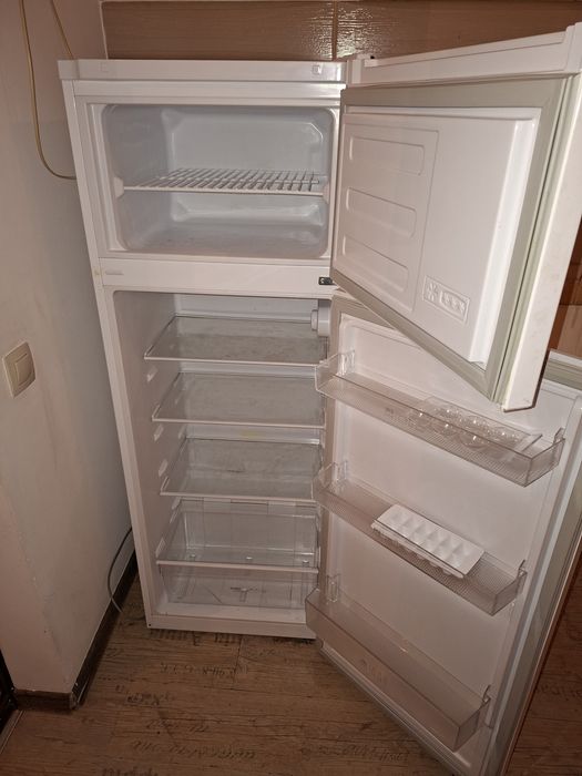 Frigider Artic 1 an vechime