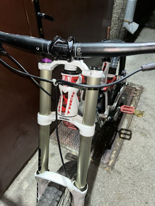 Вилка Rock shox rockshox boxxer 26