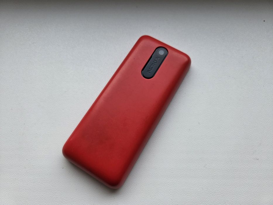 Nokia 108 - telefon simplu cu butoane