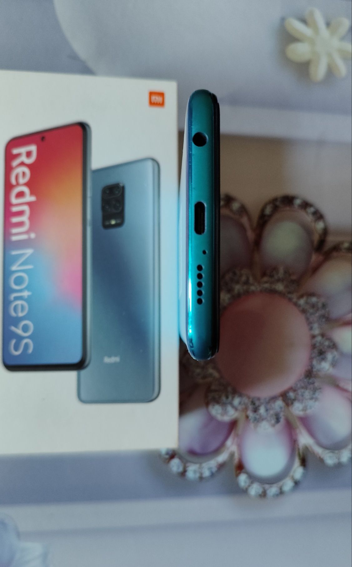 Продаю Redmi Note 9S