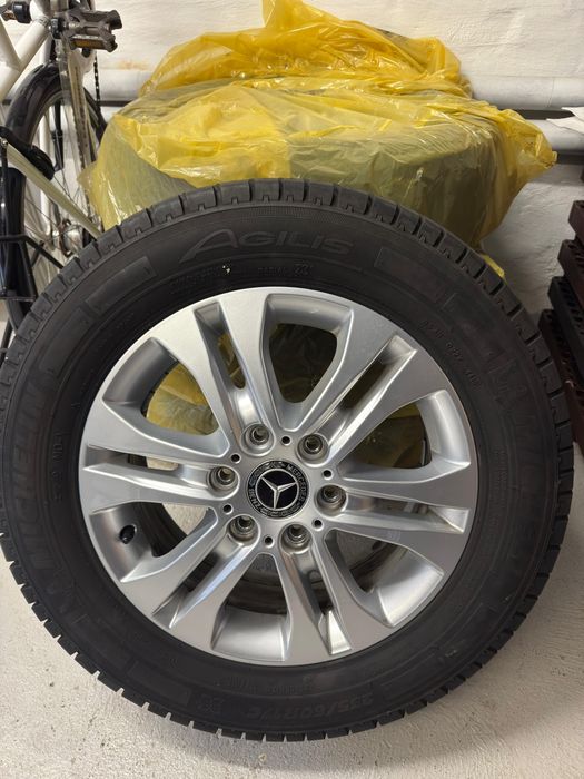 Оригинални джанти с гуми за Mercedes Sprinter W907 W910