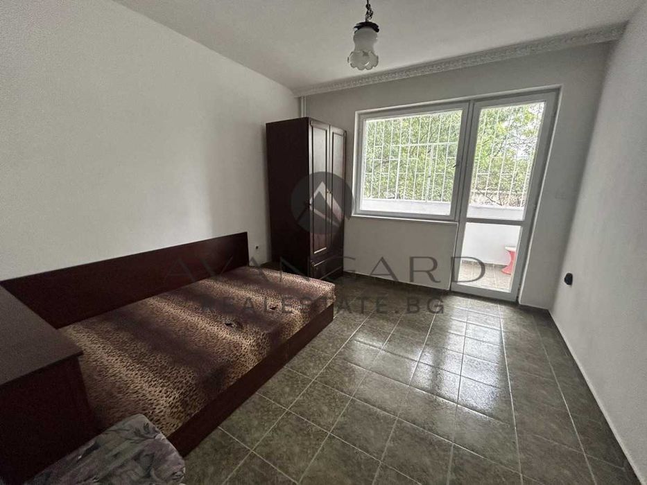 Продава се Тристаен апартамент в Пловдив, Тракия - 80 кв.м за 1849 €/кв.м - Снимка #4