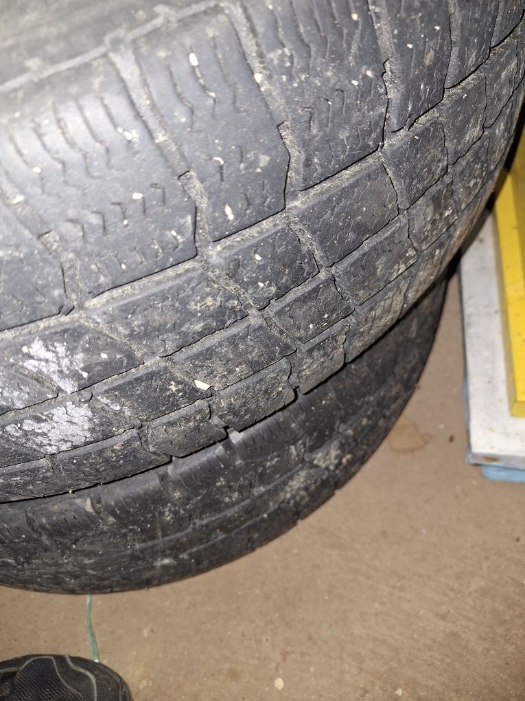 Гуми с джанти 205 65 16 за VW T5 5x120