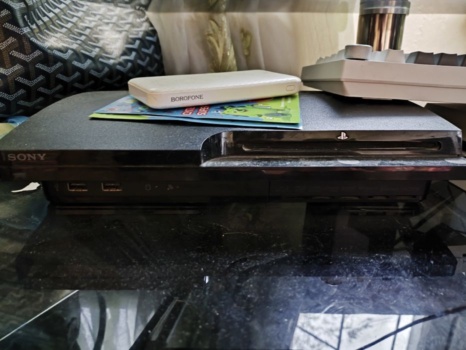 Playstation 3 slim очень хорошим состоянии