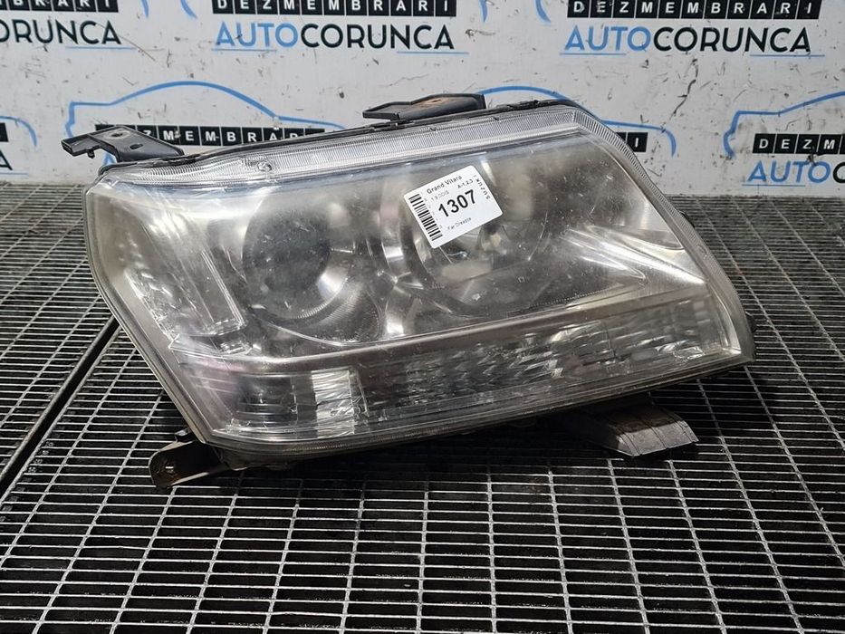 Far Dreapta Suzuki Grand Vitara 2006 - 2012 SUV 4 Usi (1307) Cu lupă
