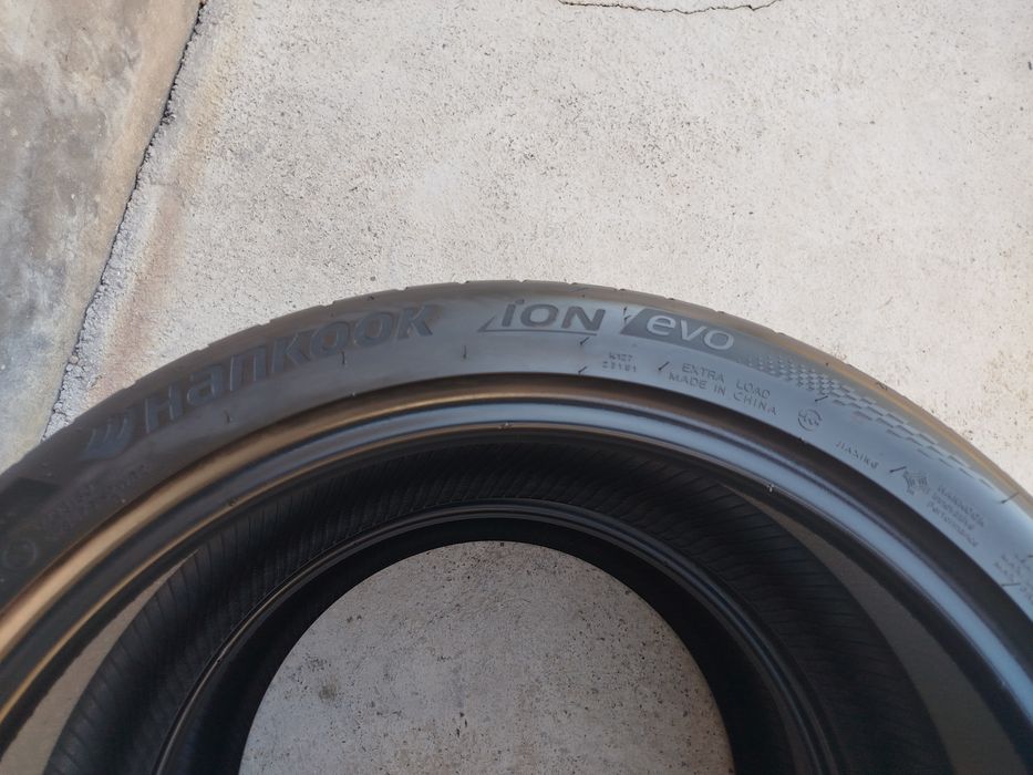 235 40 R19 Shina Hankook ion Evo 2 dona
