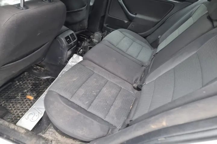 Dezmembrez VW Golf 6  motor 1.6tdi CAYC    cutie de viteze manuala 5+1 trepte kit ambreaj volanta dezmembrari piese turbo