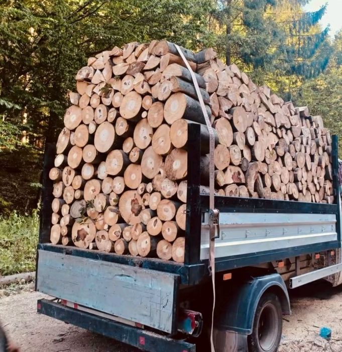 Vnând lemn de foc super ofertă transport gratuit ori unde in țară