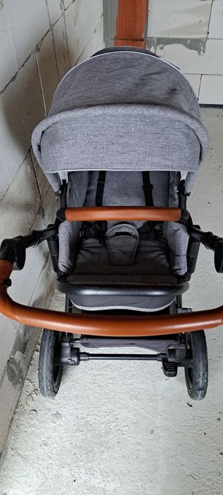 Cărucior de vanzare 2in1
