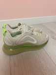 Adidași Nike Air Max 720