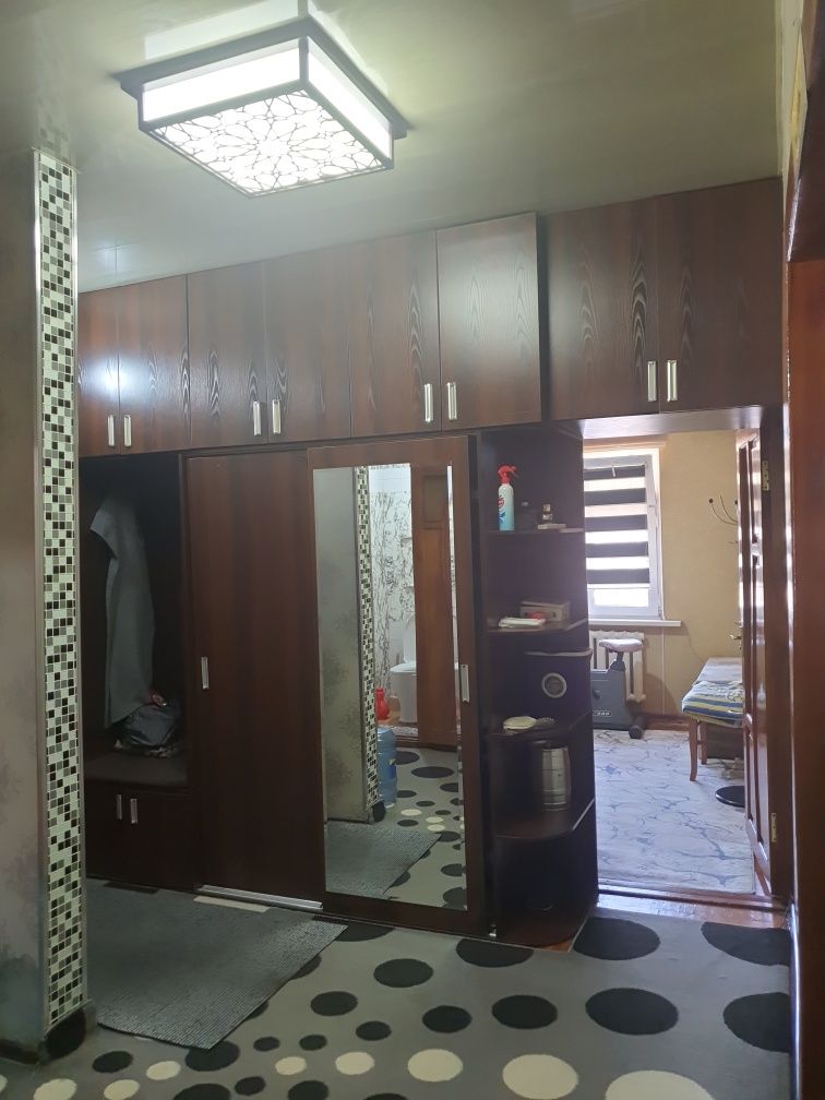 Qoyliq 4. 3xonali sotilaid
