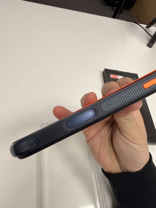 Torras O Stand Case - Air iPhone 17 Pro Max / кейс