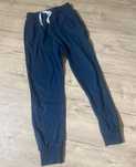 Pantaloni sport cu buzunare