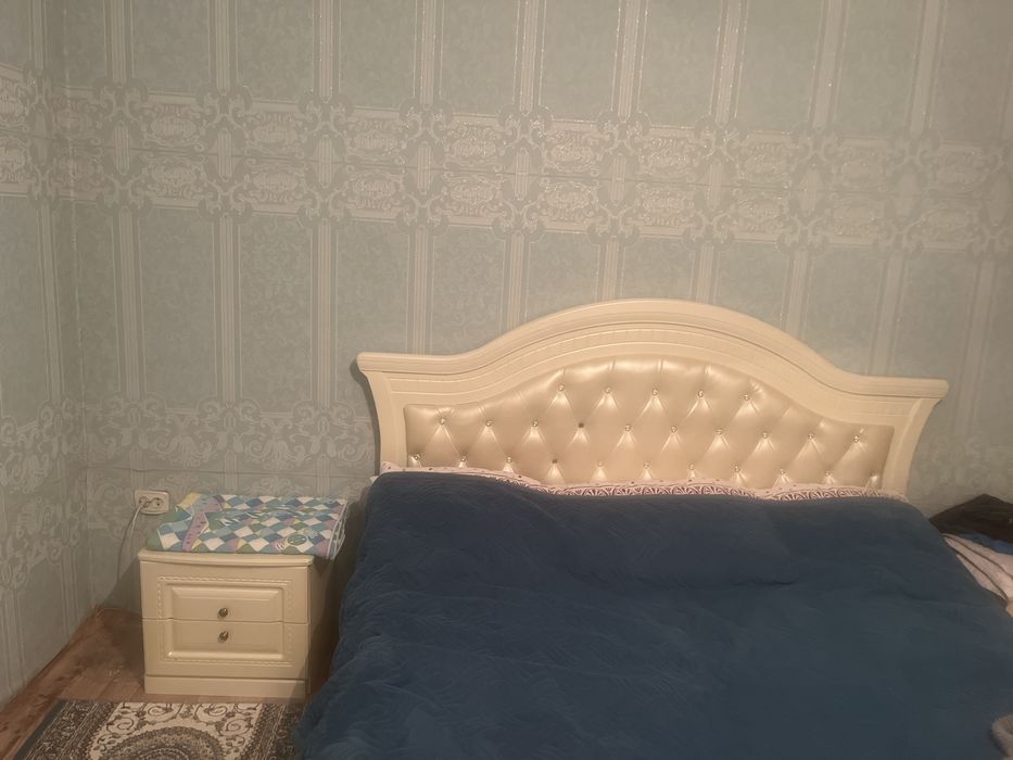 Спальный гарнитур сатылады