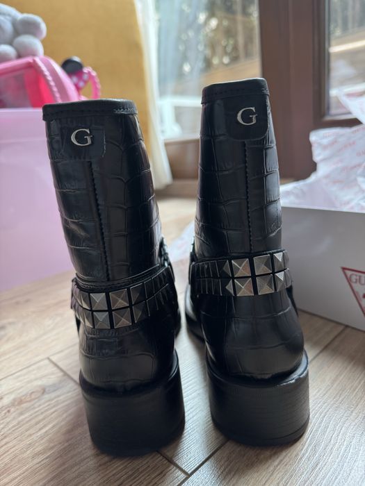 Намалени Ботуши Guess 37 нови