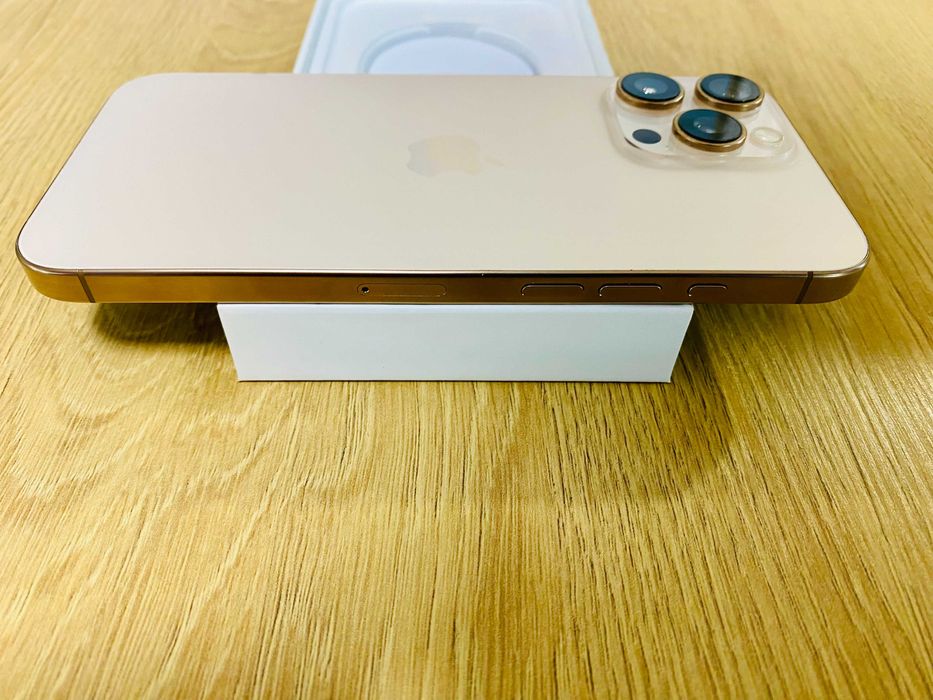 НОВ !! Apple iPhone 16 Pro Max, 256GB, 5G, Desert Titanium, Технополис