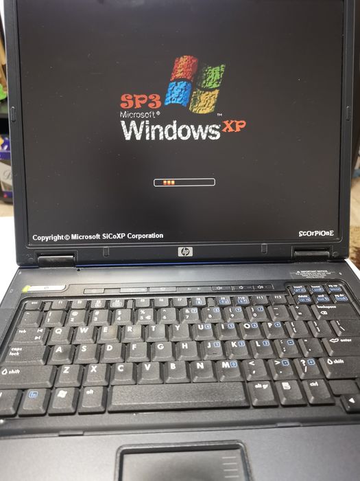 Laptop HP Compaq nx 6325-vând laptop nx6325