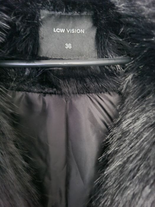 Палто в черно S размер