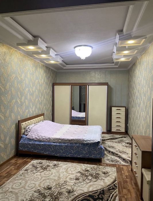 Квартира на Шота Руставели 3/2/4 общ пл 93м Высокопотолочка