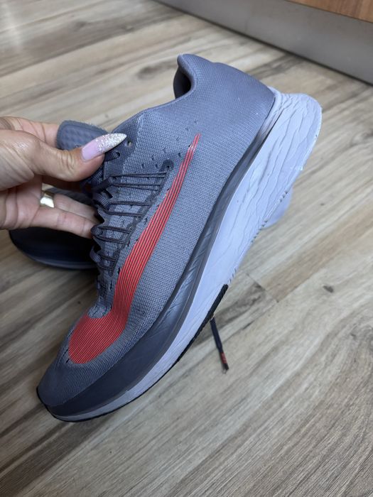 Оригинални мъжки маратонки NIKE ZOOM FLY ! 45,5 н