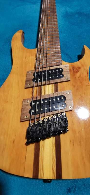 Custom Guitar Multiscale 8 strings