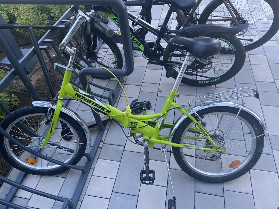 Продам скоростной складнойвелосипед на возр. 8-11лет,Novatrack,диам.20
