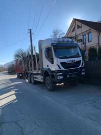 Camion forestier cu macara Iveco Trakker 450 6x6  + remorcă  Krone