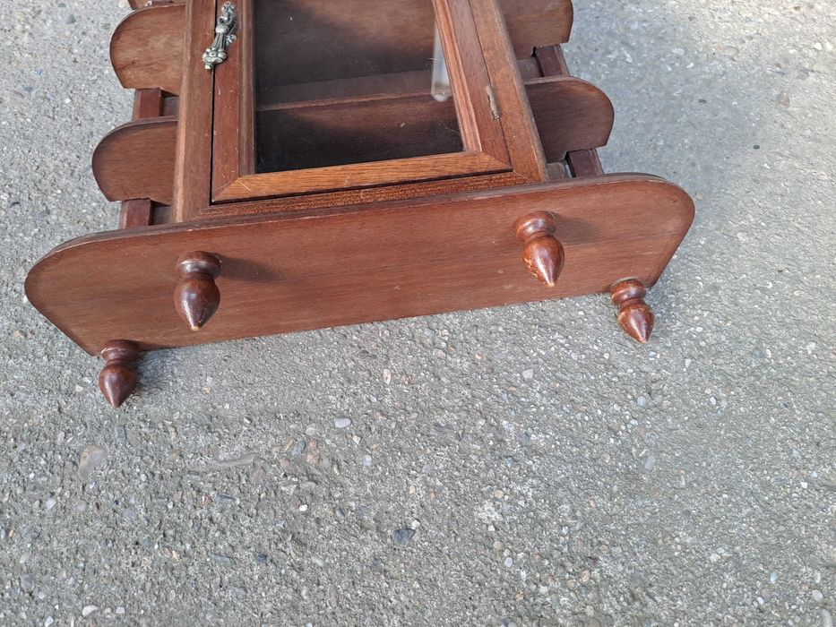 dulapior din lemn pentru perete 44/36 cm