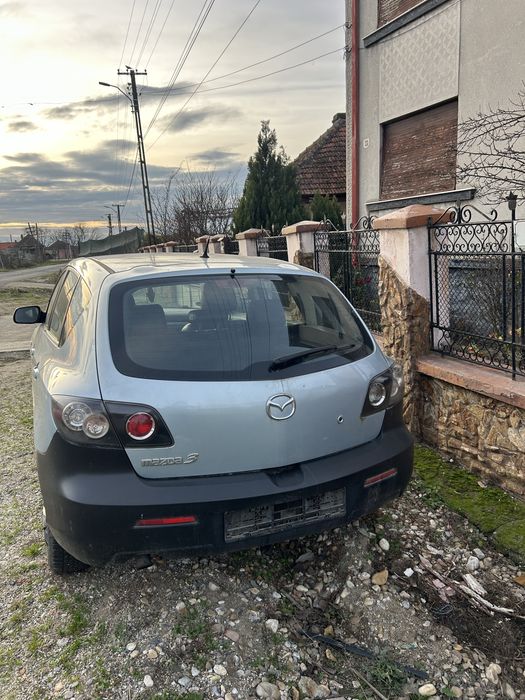 Mazda 3 • 1.6 Diesel 109 CP • 2006 • Interior piele • BOSE • Navigație