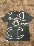 Vand tricou champion model nou