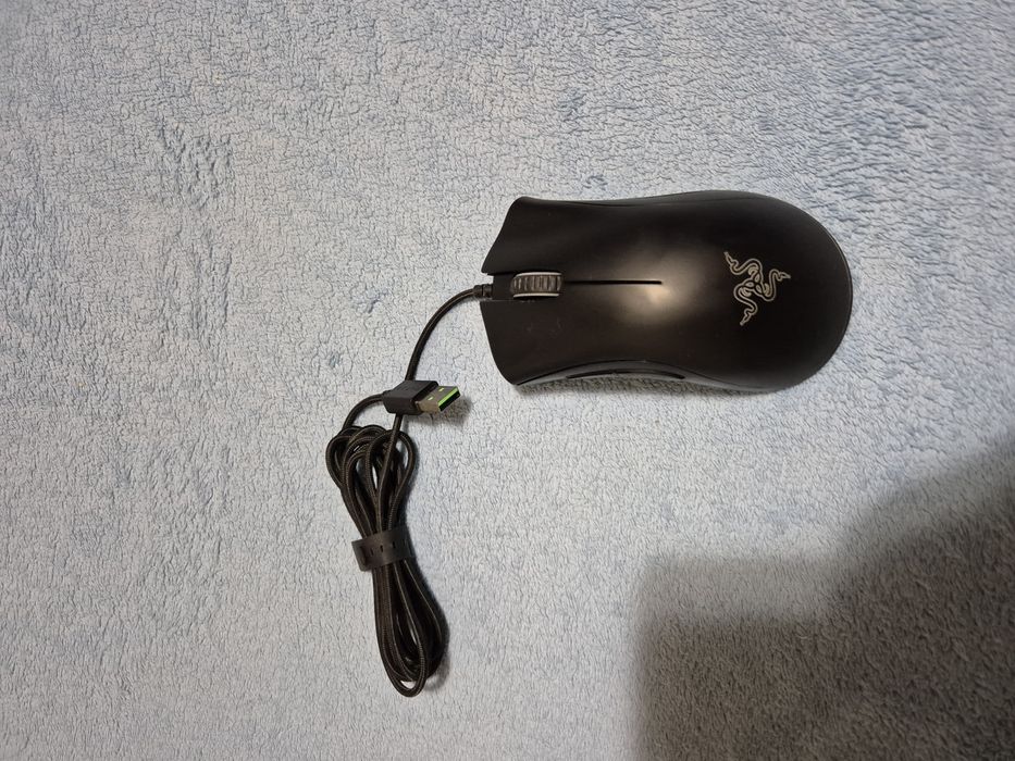 Vând Mouse Gaming Razer, DeathAdder Essetial, Negru.