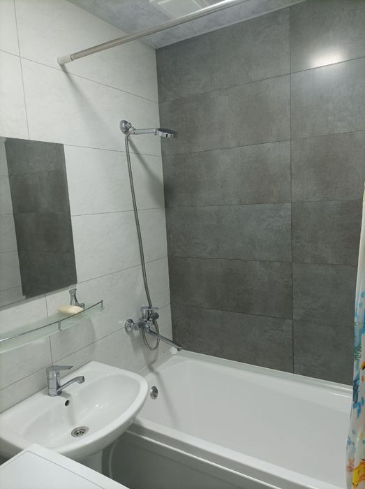 Сдается 1в2 переделаная кв  полностью с новым рем-том мебелью и техник