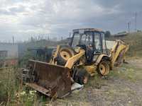 Dezmembrez buldoexcavator Cat 428c D b