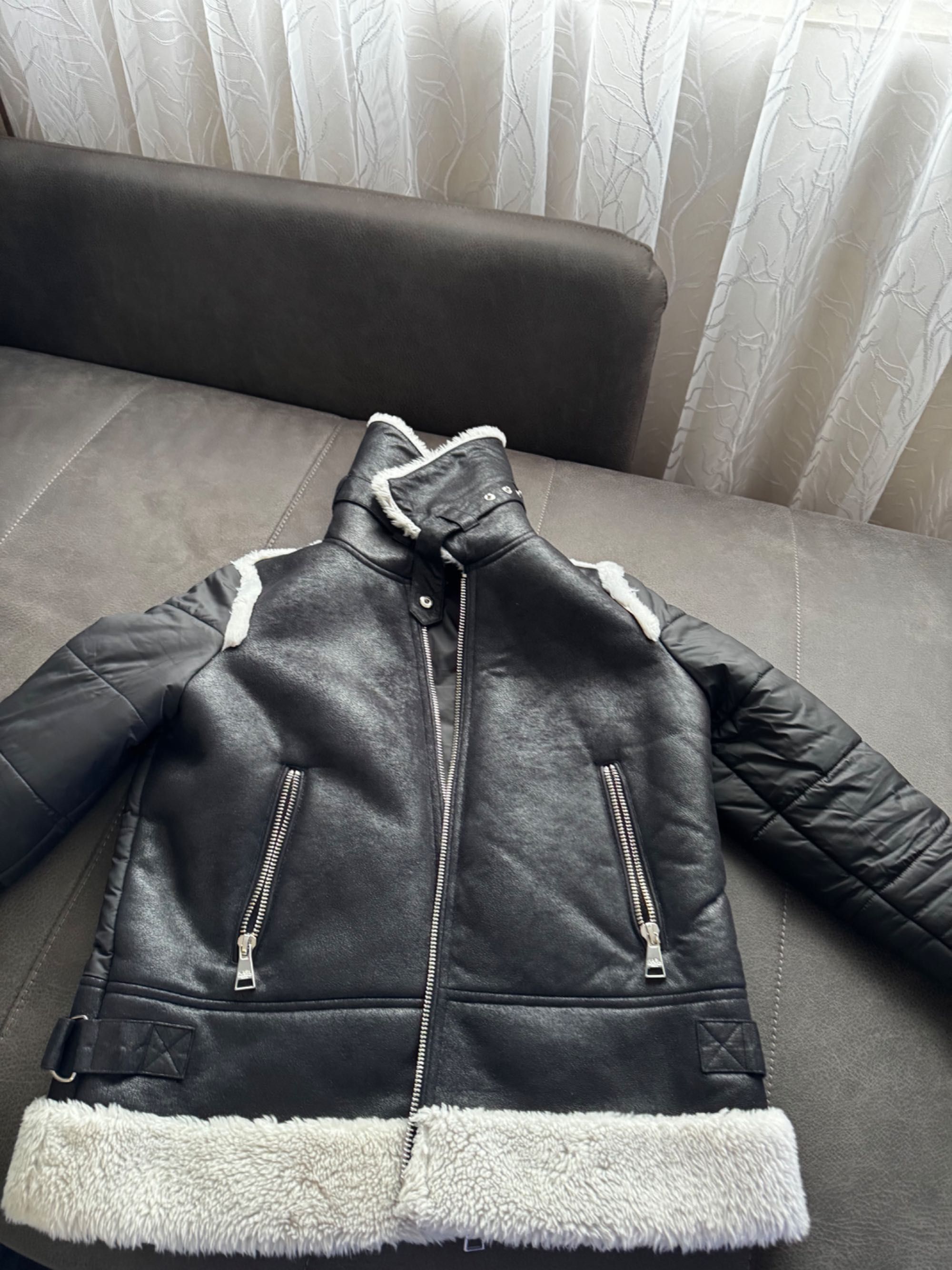 Топло яке оригинално  Karl Lagerfeld М