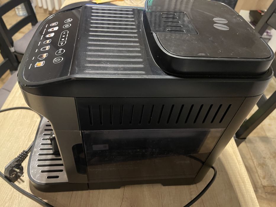 Vand espressor delonghi ecam290.81.tb