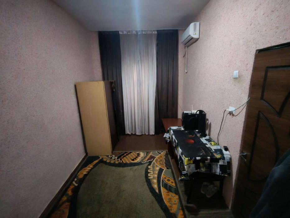 Дом сотилади 2 хонали 2 етаж 2 етажка дом